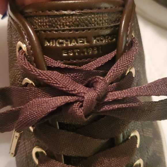 Michael Kors Shoes Size 7 - Picture 3 of 3